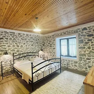  Villa Bujtina Cakuli, - Erseke Albanien